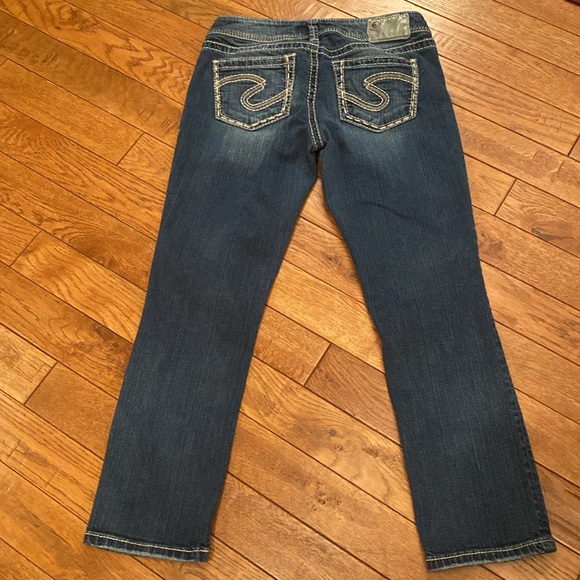 Women’s Silver Jeans Suki Capri, 28W x 25L - Picture 5 of 7